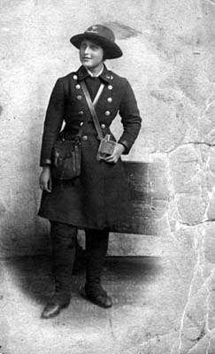 Ch4937. Hilda Conway, tram conductress during WWI. Photograph taken in 1914.