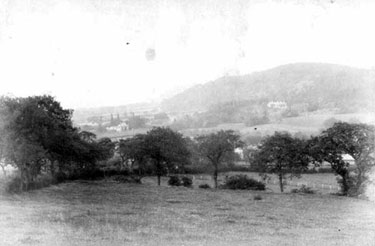 Frodsham: View of Fox Hill 	