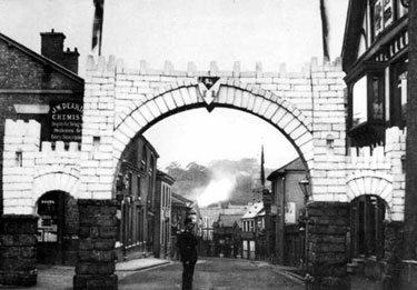 Northwich: Witton Street, Salt Arch 	