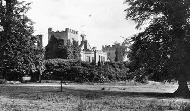 Poynton: The Towers 	