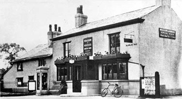 Handforth: Wilmslow Road, Waggon and Horses