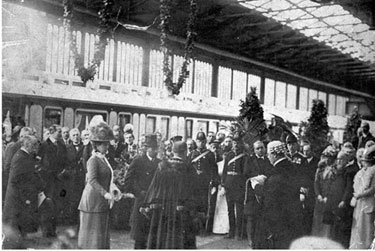 Crewe: Crewe Station, King George V and Queen Mary	