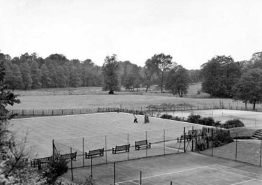 Wilmslow: Carr's Park 	