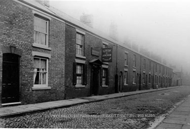 Northwich: Chapel Street, Ship and Anchor