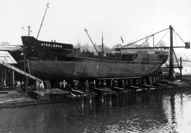 Northwich: Steam tanker 'Athelbrae' at Yarwood's boatyard 	