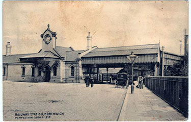 Northwich: Railway Station