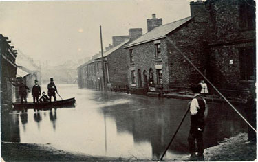 Winsford: Flooded street