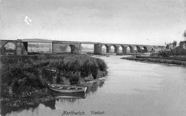 Northwich : Railway viaduct over the River Weaver