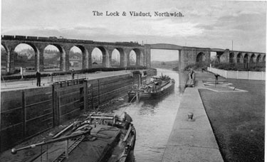 Northwich : Railway viaduct over the River Weaver