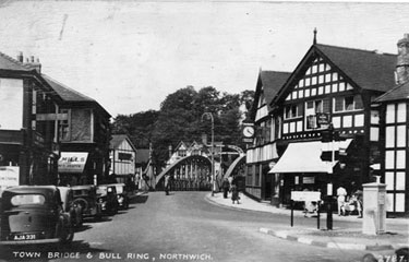 Northwich : Town Bridge approach