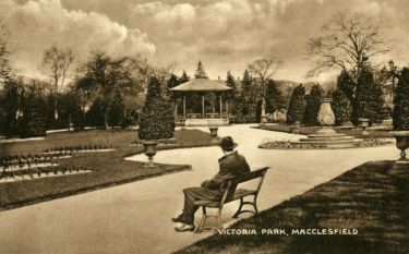 Macclesfield: Victoria Park