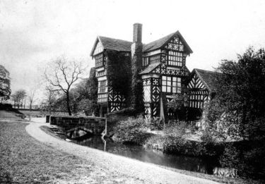 Odd Rode: Little Moreton Hall
