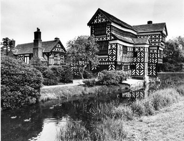 Odd Rode: Little Moreton Hall