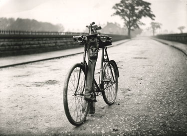 Unknown location: Unidentified bicycle