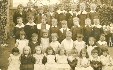 Unknown location: Unidentified school class