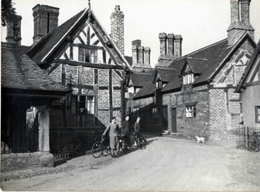 Great Budworth: Church Street