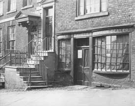 Chester: Shipgate Street, Shipgate House 	