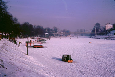 Chester: River Dee	