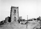 View: FD02159 Frodsham: St. Laurence's Church and WW1 War Memorial.