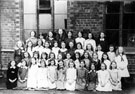 View: FD02530 Frodsham: Class Photograph, Girls' School.  A