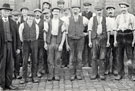 View: FD02569 Frodsham: Group of unidentified workmen.