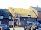View: FD03338 Frodsham: Thatching Cottages Main Street. (Near Old Hall Hotel)