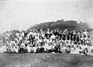 View: FDN0304 Frodsham: Large group of children near Mersey View 