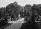 View: FDN1489 Frodsham: Castle Park Gardens and Fountain