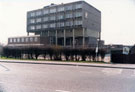 View: c06836 Ellesmere Port: Mercury Hotel 	