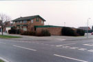View: c06847 Ellesmere Port: Straw Hat, Hope Farm Road 	