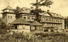 View: c07772 Kingswood: Crossley Hospital near Kingsley, from the grounds