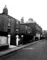 View: ch0857 Chester, Bold Square 	