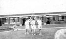 View: ch2592 Lache School