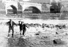 View: ch4499 Chester, Old Dee Bridge