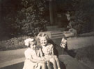 View: ch5848 Children in Grosvenor Park