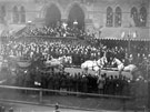 View: ch8952 Crowds outside the Town Hall on the occasion of the visit of King George V