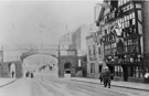 View: p5922 Chester, Lower Bridge Street, Bridgegate and Bear and Billet
